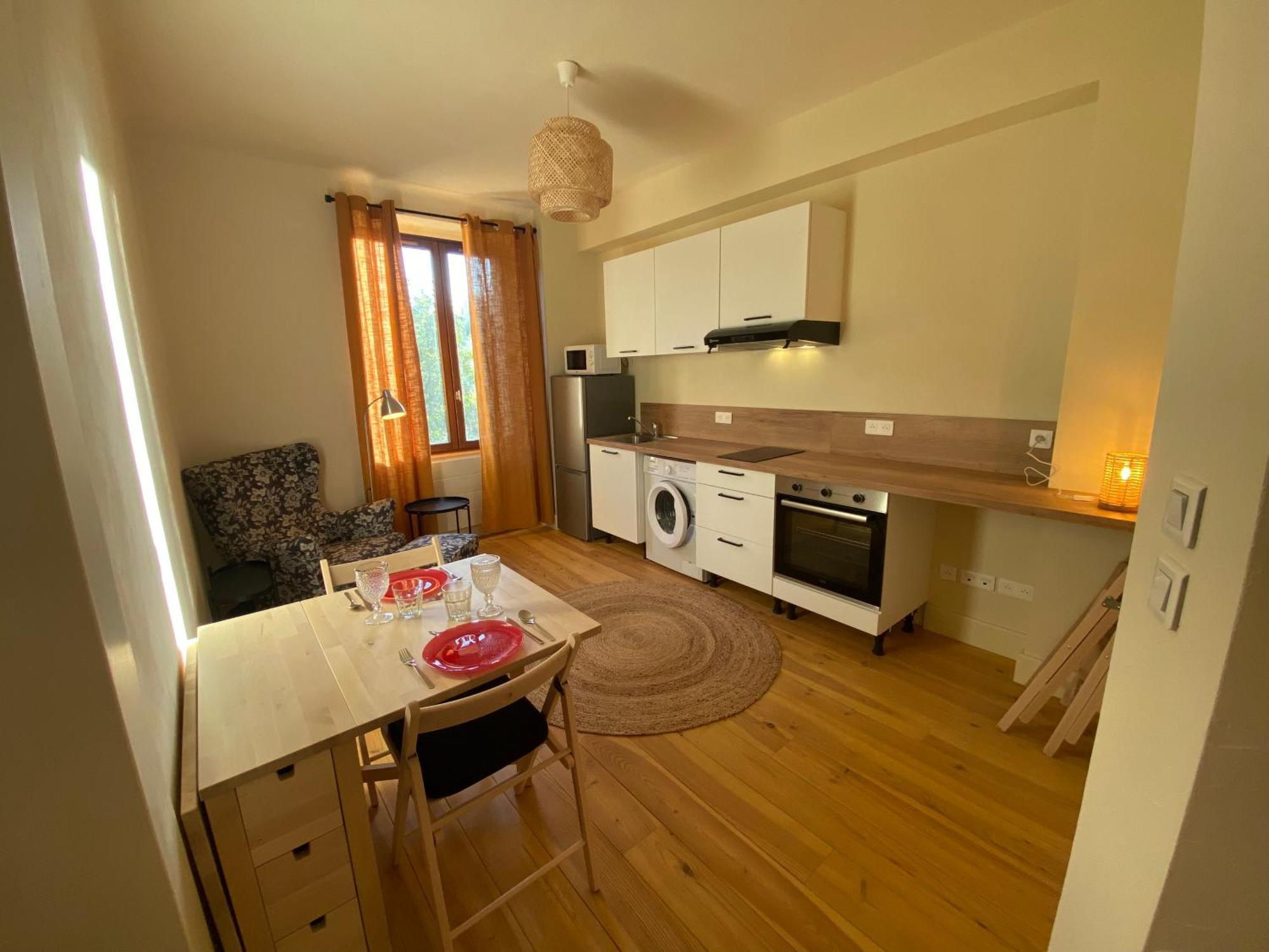 T2 Cocon Avec Balcon Et Parking Apartment La Roche-sur-Foron Exterior photo